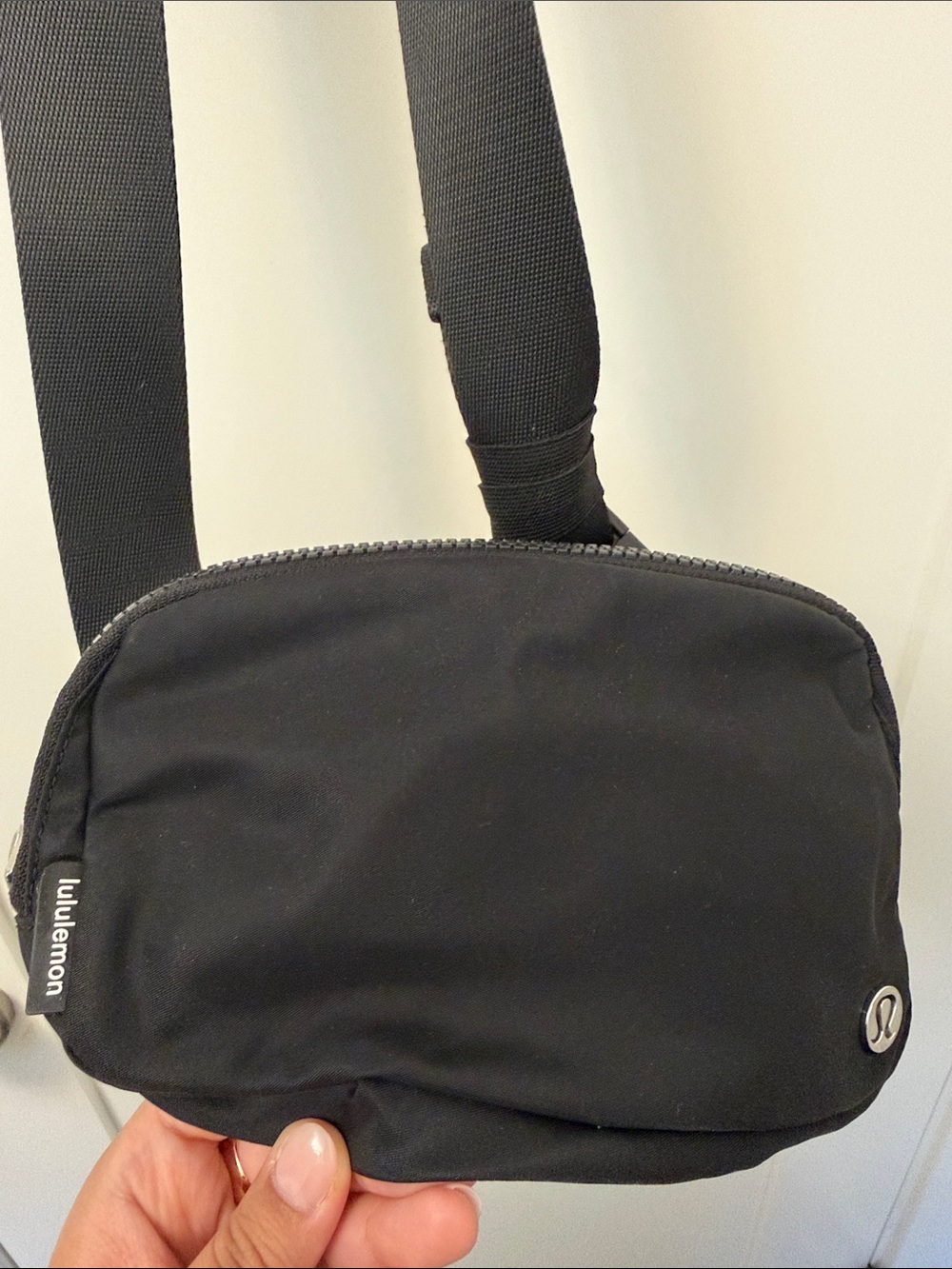 Lululemon Everywhere Belt Bag